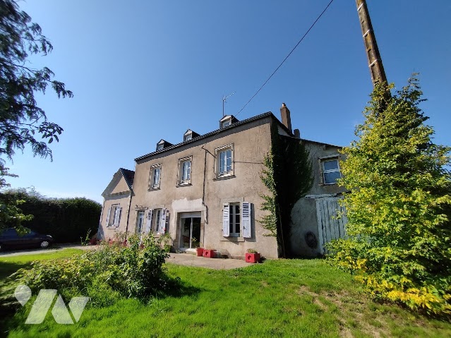 Vente - Maison / villa - AHUILLE - 166 m² - 8 pièces - AHUILLE