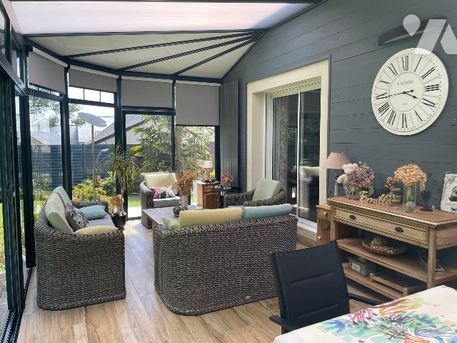 Maison 6 pièces 181 m² · à Château-Gontier-sur-Mayenne · 181 m² · 370 000 €