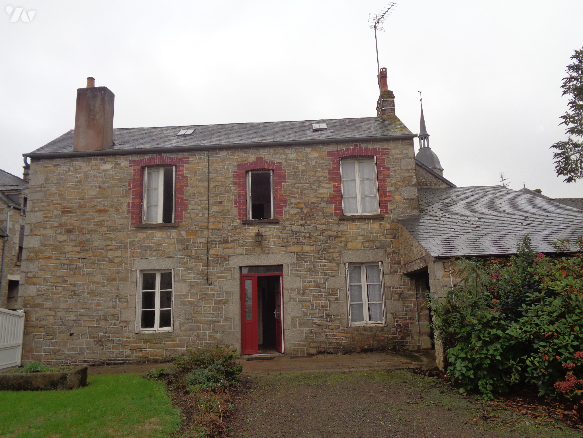 Maison 5 pièces 101 m² · à Lignières-Orgères · 101 m² · 85 000 €