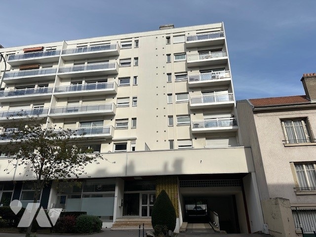 Appartement 5 pièces 100 m² · à Nancy · 100 m² · 176 000 €