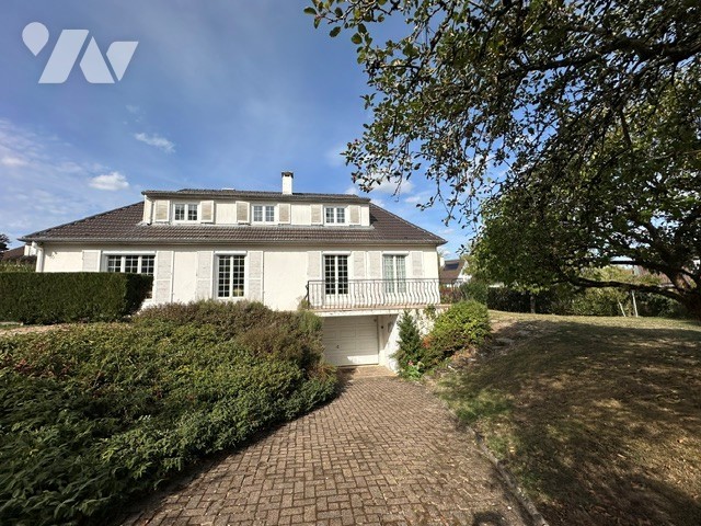 Maison 8 pièces 172 m² · à Heillecourt · 172 m² · 375 000 €