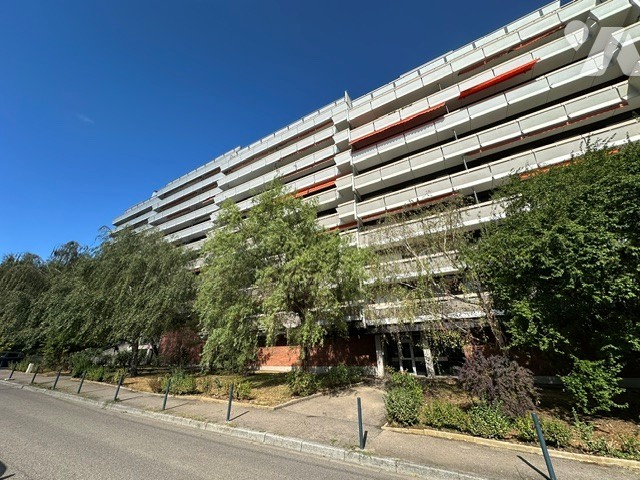 Appartement 5 pièces 106 m² · à Nancy · 106 m² · 220 000 €