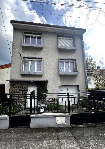 Maison 4 pièces 119 m² · à Lunéville · 119 m² · 140 000 €