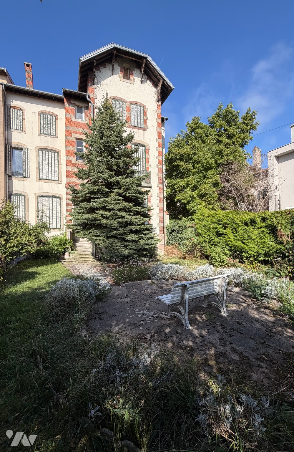 Maison 12 pièces 378 m² · à Lunéville · 378 m² · 200 000 €