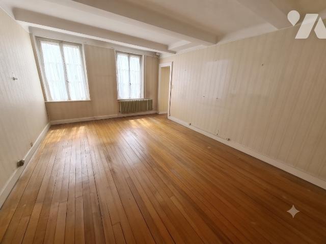 Immeuble 350 m² · à Toul · 350 m² · 166 000 €