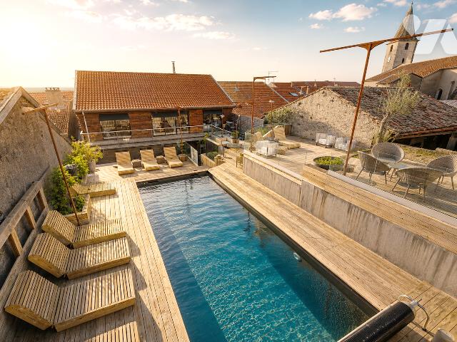Maison 8 pièces 305 m² · à Mont-le-Vignoble · 305 m² · 520 000 €