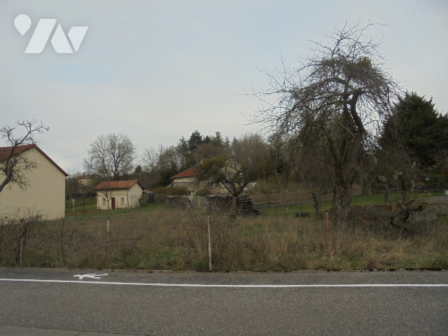 Terrain — Euville