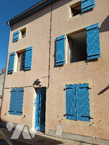 Immeuble 103 m² · à Commercy · 103 m² · 175 000 €