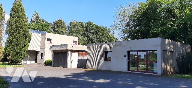 Maison 11 pièces 252 m² · à Scaër · 252 m² · 320 000 €
