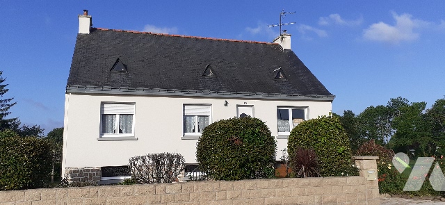 Maison 5 pièces 94 m² · à Guiscriff · 94 m² · 120 000 €