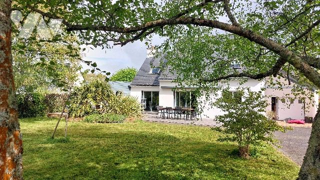 Maison 7 pièces 151 m² · à Meucon · 151 m² · 499 900 €