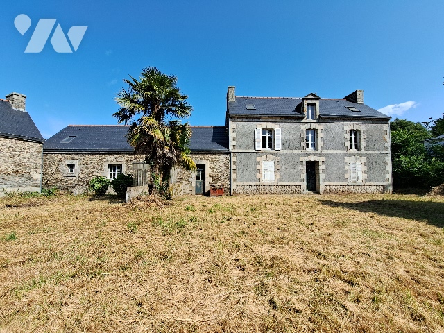 Maison 9 pièces 200 m² · à Pluméliau-Bieuzy · 200 m² · 160 000 €