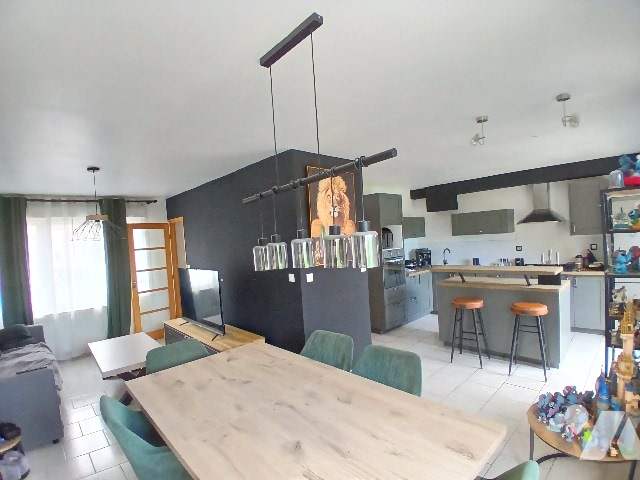 Maison 82m² — Rœulx