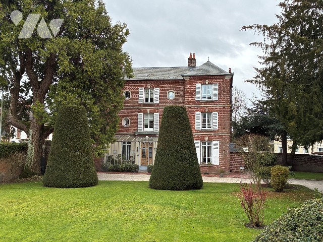 Maison 271m² — Crèvecœur-le-Grand