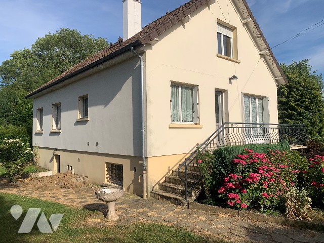 Maison 6 pièces 112 m² · à Francastel · 112,2 m² · 160 000 €