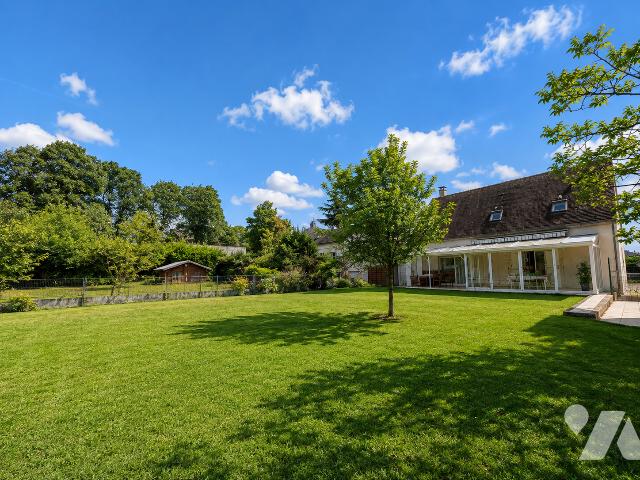 Maison 5 pièces 138 m² · à Verneuil-en-Halatte · 138 m² · 440 000 €