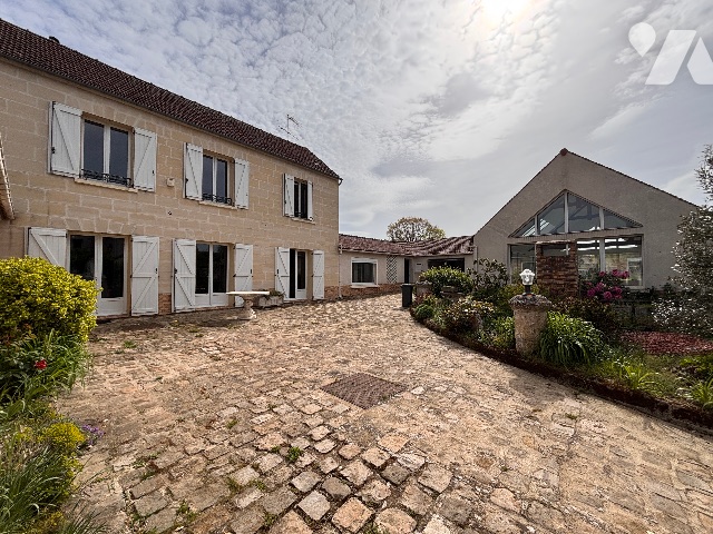 Maison 7 pièces 180 m² · à Villers-Saint-Frambourg-Ognon · 180 m² · 436 000 €