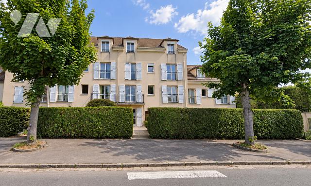 Appartement 4 pièces 117 m² · à Senlis · 117 m² · 236 550 €