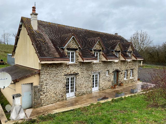 Maison 7 pièces 149 m² · à Valdallière · 149 m² · 199 000 €