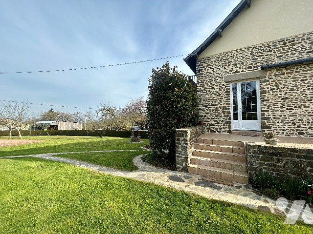 Maison 7 pièces 135 m² · à Montilly-sur-Noireau · 135 m² · 194 000 €