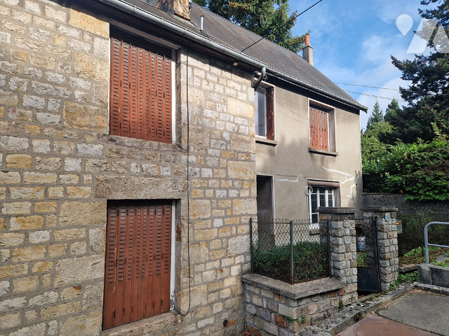 Maison 6 pièces 110 m² · à Domfront en Poiraie · 110 m² · 44 520 €