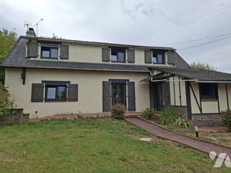 Maison 6 pièces 119 m² · à Forceville · 118,5 m² · 150 000 €