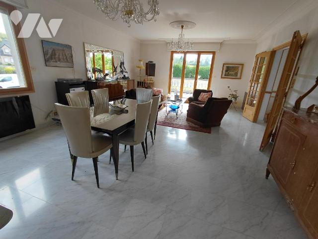 Vente - Maison / villa - FLECHIN - 181 m² - 7 pièces - 826