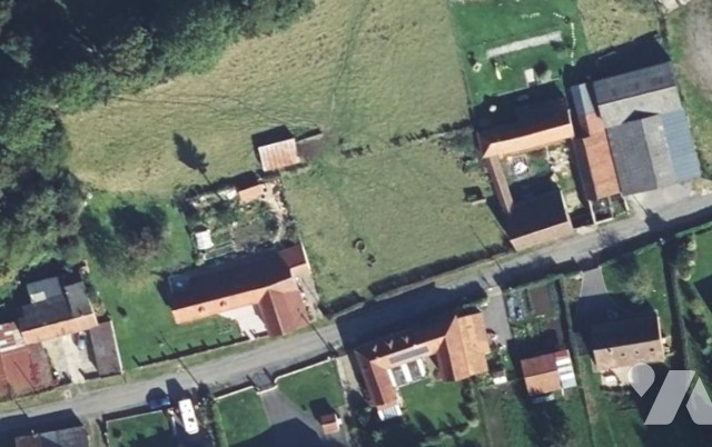 Terrain 1100 m² · à Sains-lès-Pernes · 1 100 m² · 35 000 €