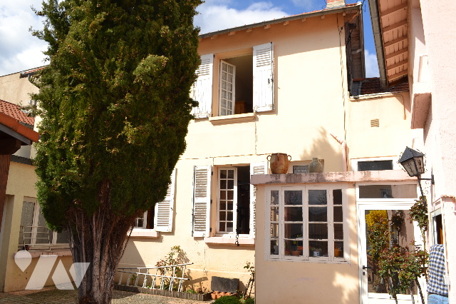 Vente - Immeuble - BEAUMONT - 102 m² - BEAUMONT PETIT IMMEUBLE