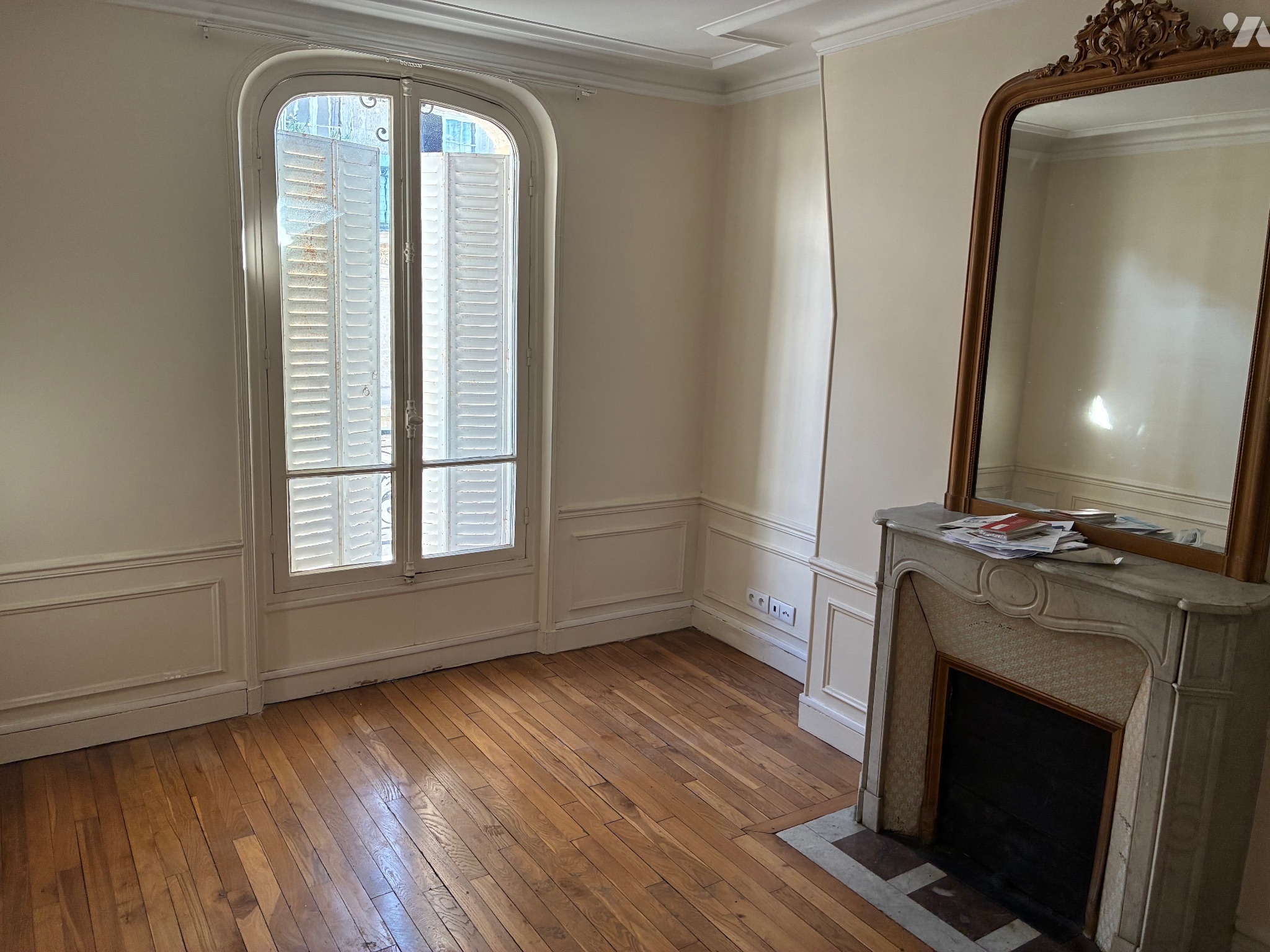 Appartement 3 pièces 57 m² · à Paris 18e Arrondissement · 56,7 m² · 450 000 €