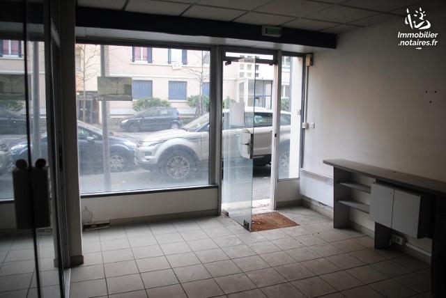 Vente aux Enchères - Local d'activité - Pau - Ref : 200533VAE011