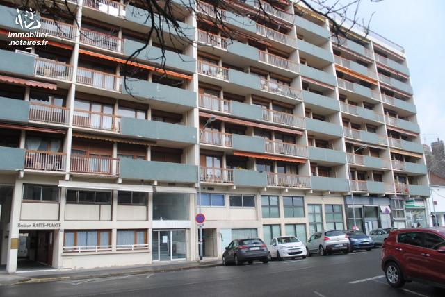 Vente aux Enchères - Local d'activité - Pau - Ref : 200233VAE010