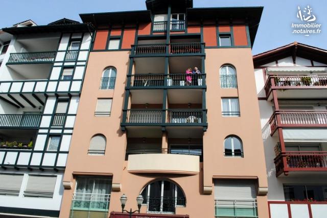 Vente aux Enchères - Appartement - Saint-Jean-de-Luz - 73.29m² - 3 pièces - Ref : 190633VAE033