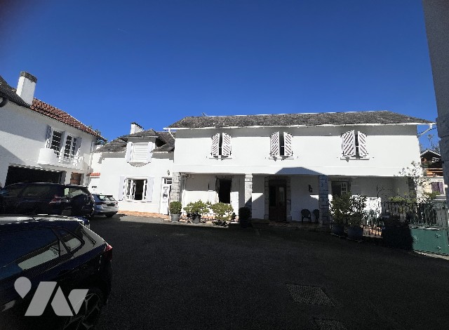 Vente - Maison / villa - TREBONS - 338 m² - 13 pièces - 10-19