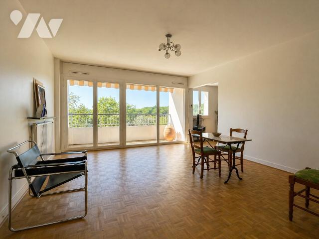 Appartement 3 pièces 72 m² · à Sainte-Foy-lès-Lyon · 71,6 m² · 195 000 €