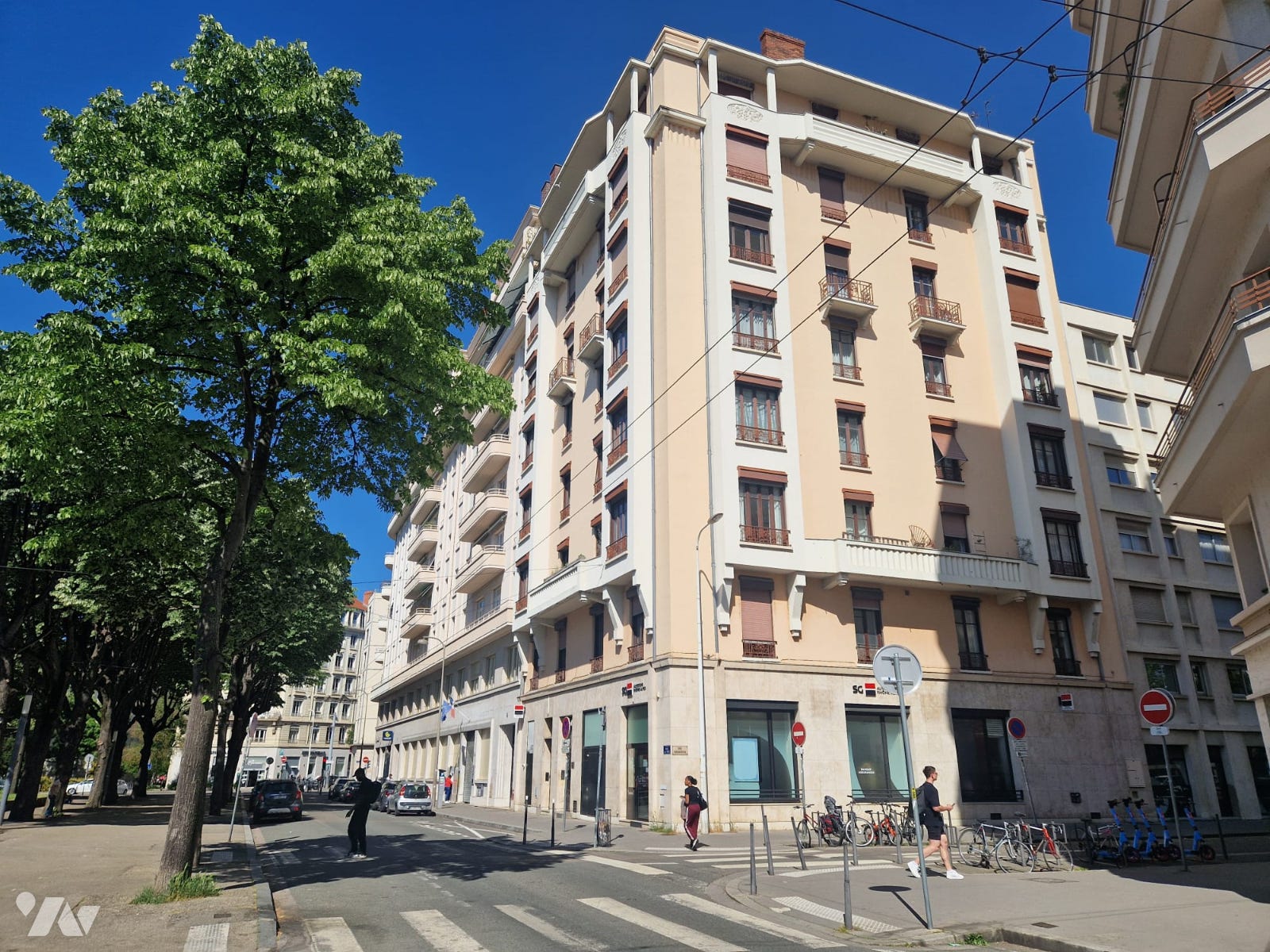 Appartement 3 pièces 87 m² · à Lyon 7e Arrondissement · 87,4 m² · 380 000 €