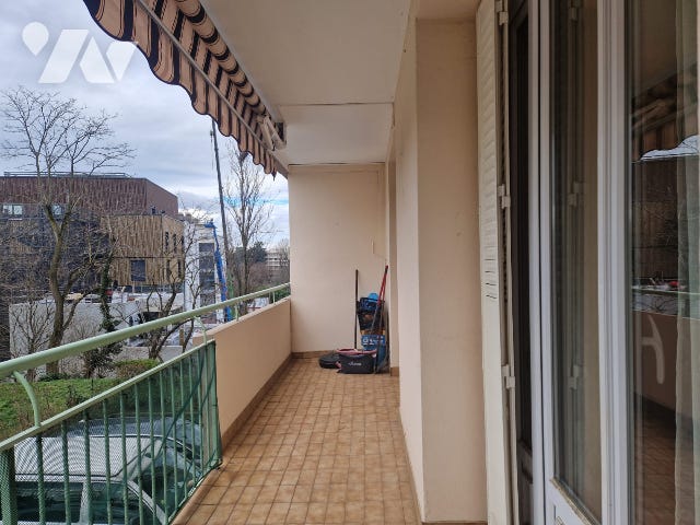 Vente - Appartement - CALUIRE ET CUIRE - 56 m² - 3 pièces - Rue Pasteur
