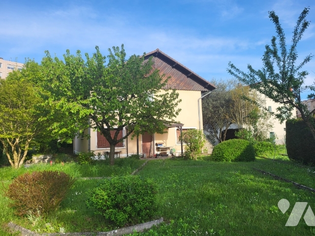 Maison 7 pièces 120 m² · à Tassin-la-Demi-Lune · 120 m² · 495 000 €