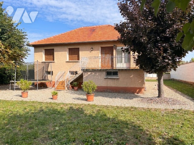 Maison 80m² — Charly