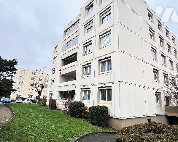 Appartement 3 pièces 79 m² · à Saint-Priest · 78,6 m² · 161 000 €