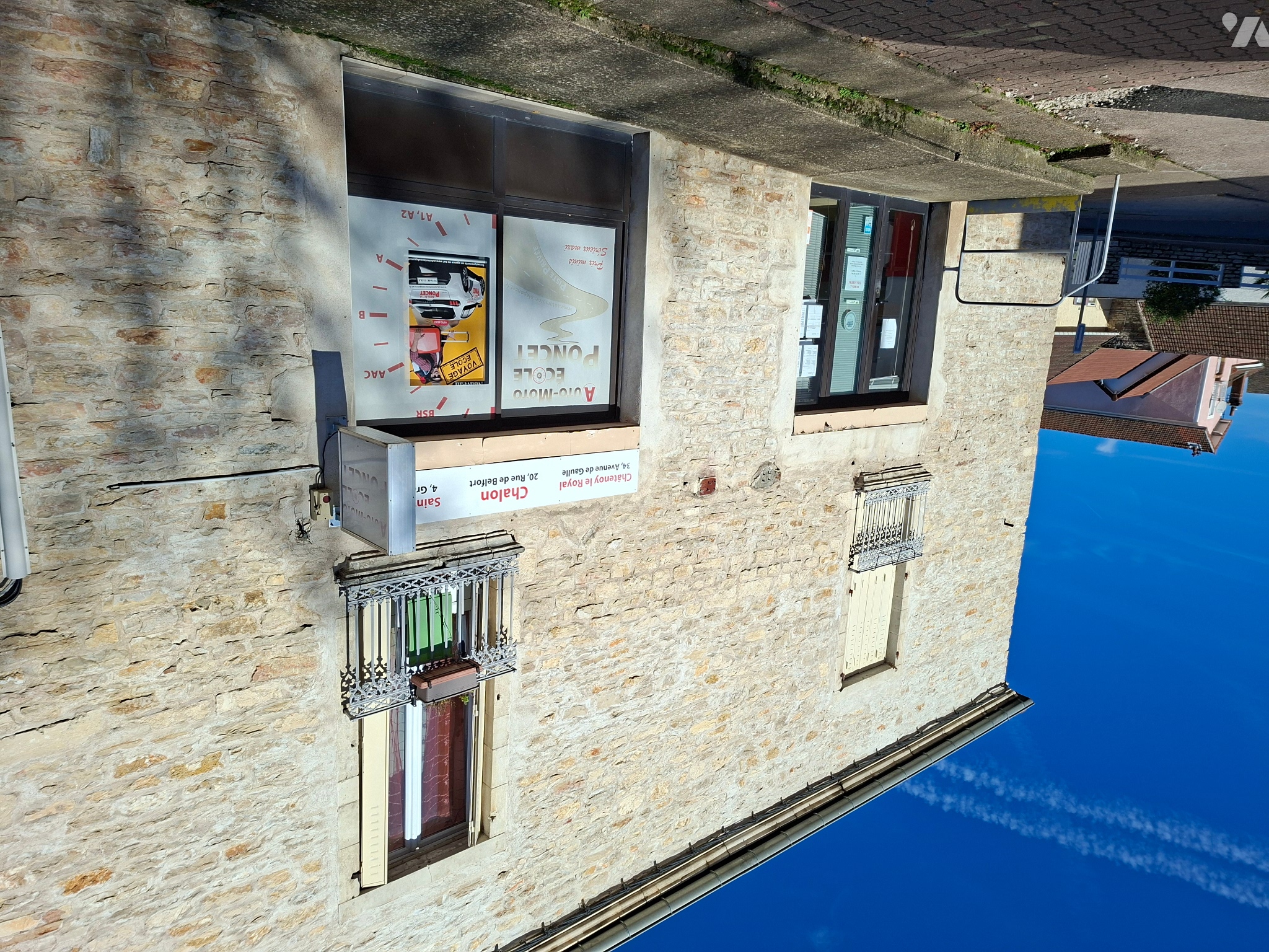 LOCATION localActivites-CHATENOY LE ROYAL (71)