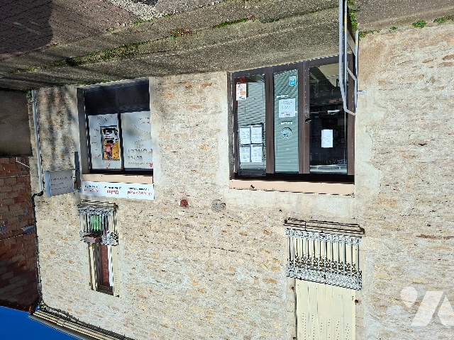 Location - Local d'activités - CHATENOY LE ROYAL - 95,87 m² - TROULOC