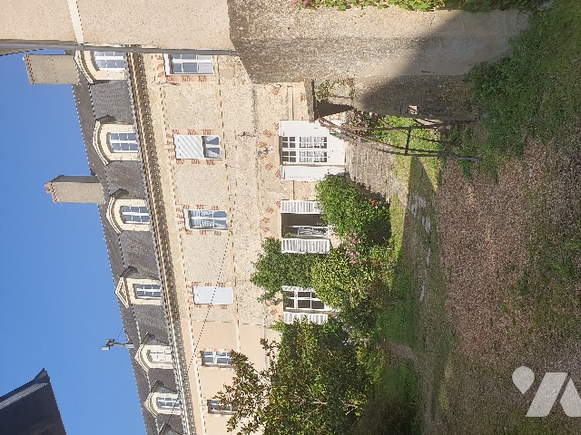 Maison 14 pièces 358 m² · à La Ferté-Bernard · 358 m² · 430 000 €