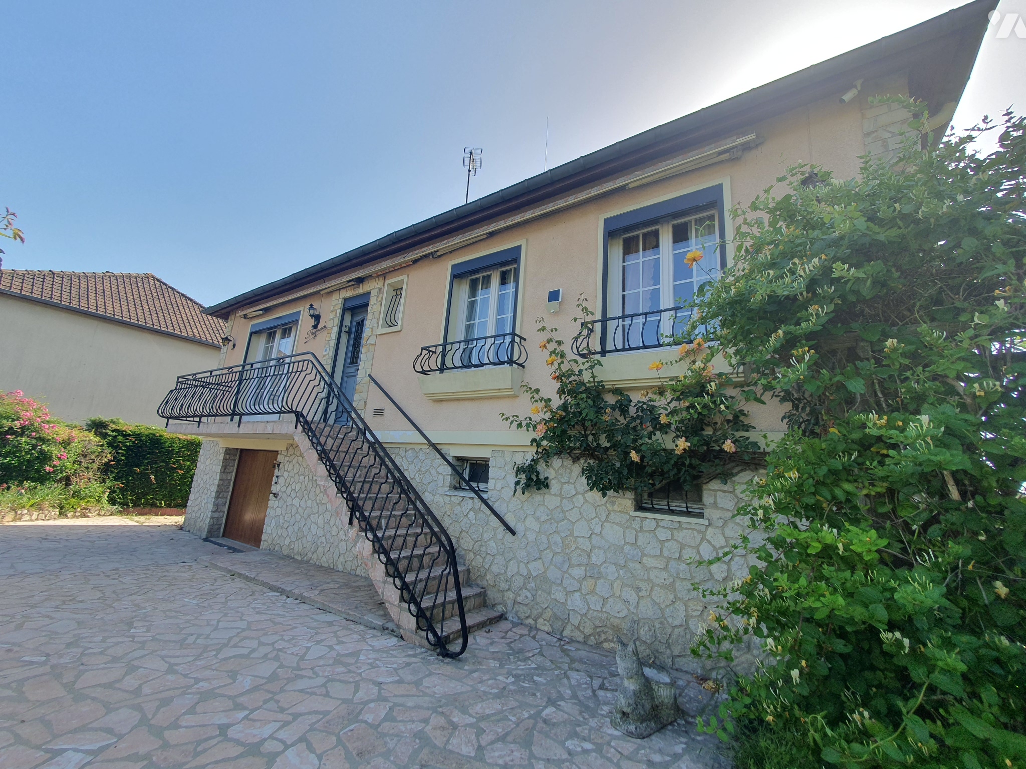 Maison 177m² — Cherré-Au