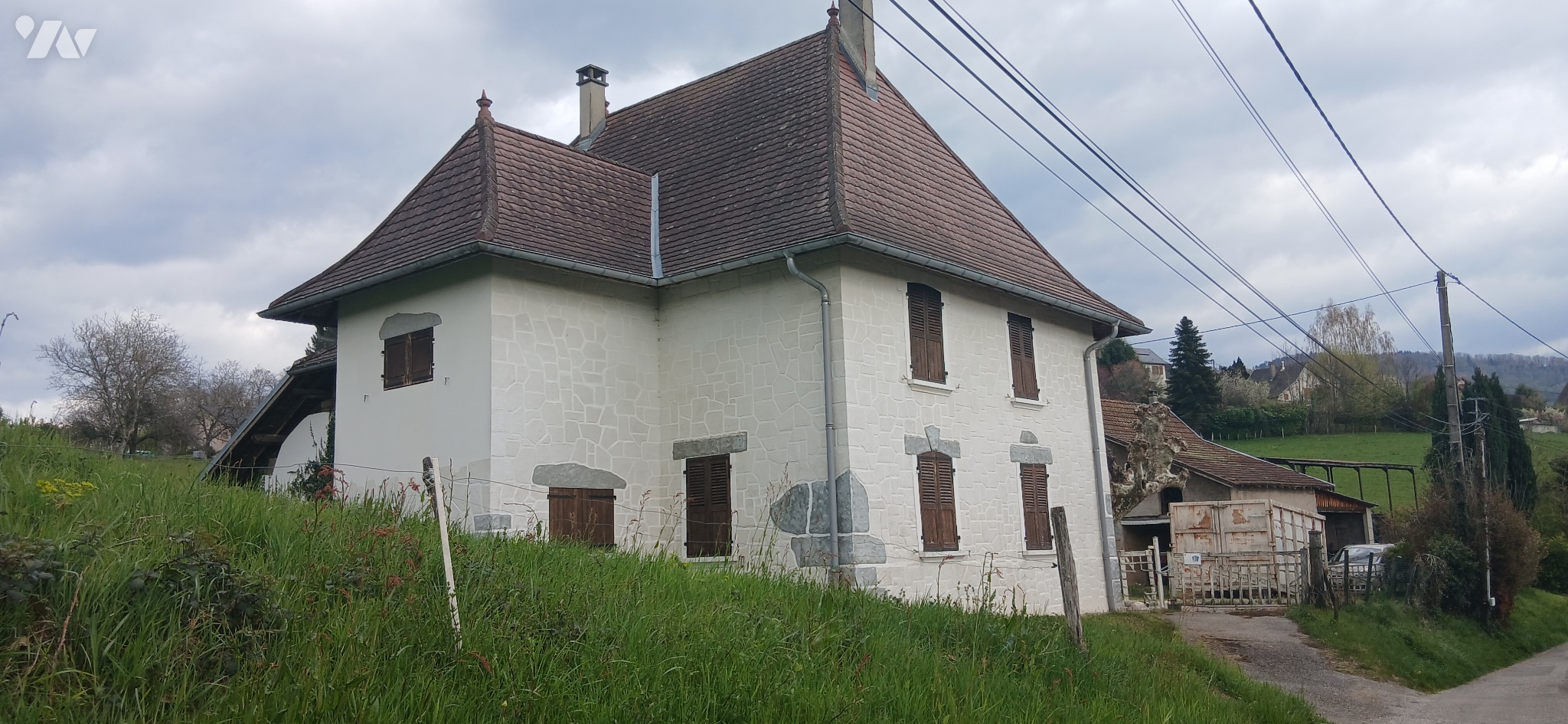 Maison 9 pièces 153 m² · à Saint-Béron · 153 m² · 350 000 €