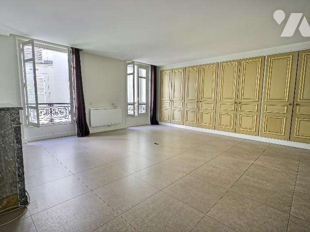 Appartement 2 pièces 63 m² · à Paris 16e Arrondissement · 62,9 m² · 550 000 €