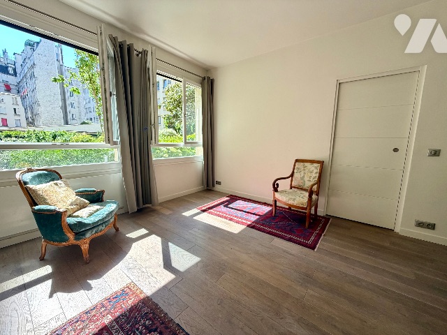 Appartement 2 pièces 59 m² · à Paris 7e Arrondissement · 58,5 m² · 628 000 €