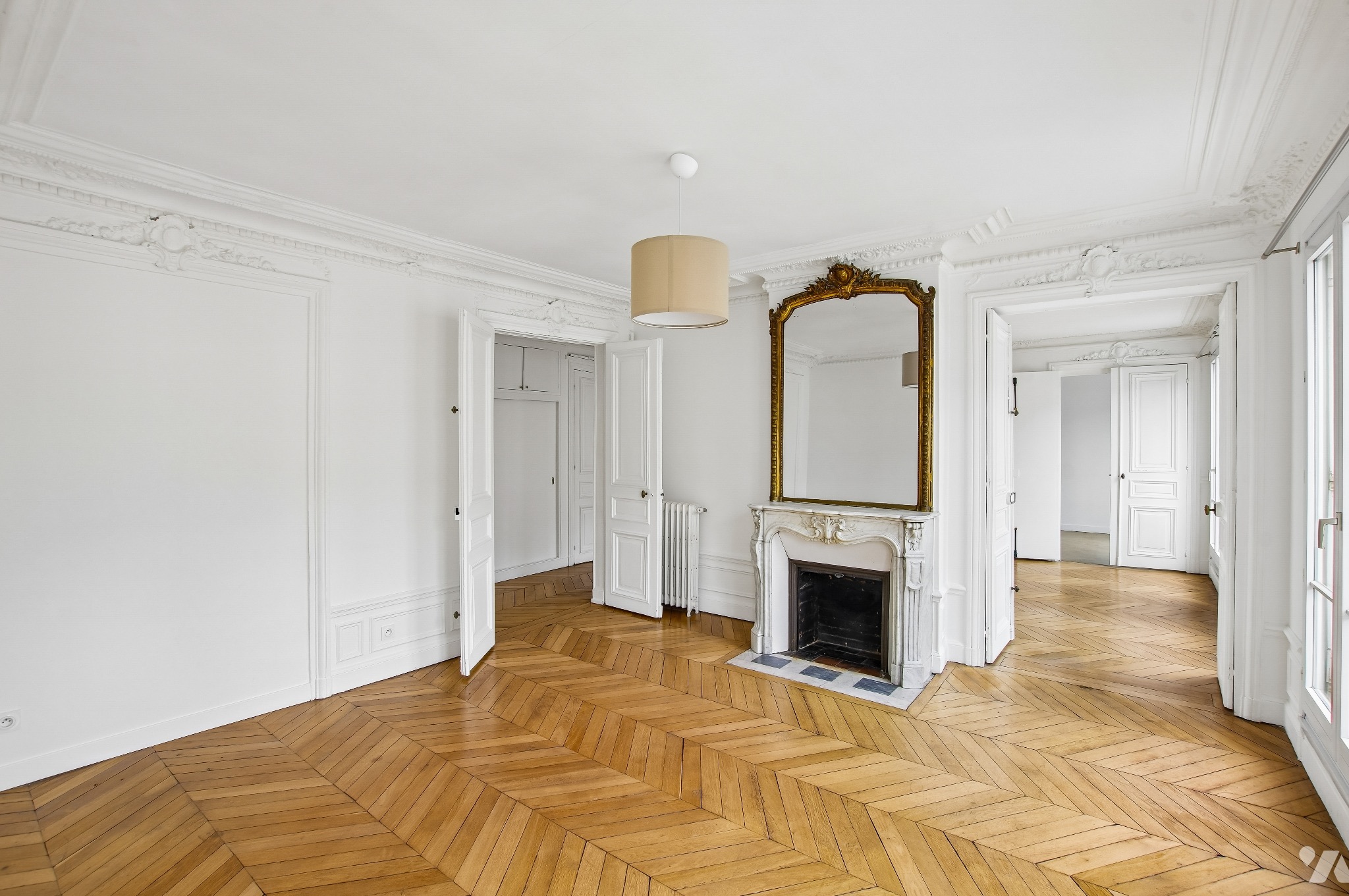 Appartement 4 pièces 98 m² · à Paris 9e Arrondissement · 98,4 m² · 1 150 000 €