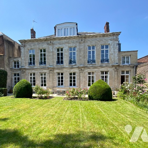 Sale - House/Villa - ARRAS - 390 m² - 13 rooms - Arras