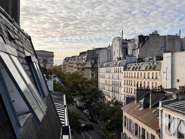 Appartement 2 pièces 46 m² · à Paris 17e Arrondissement · 46,2 m² · 360 000 €
